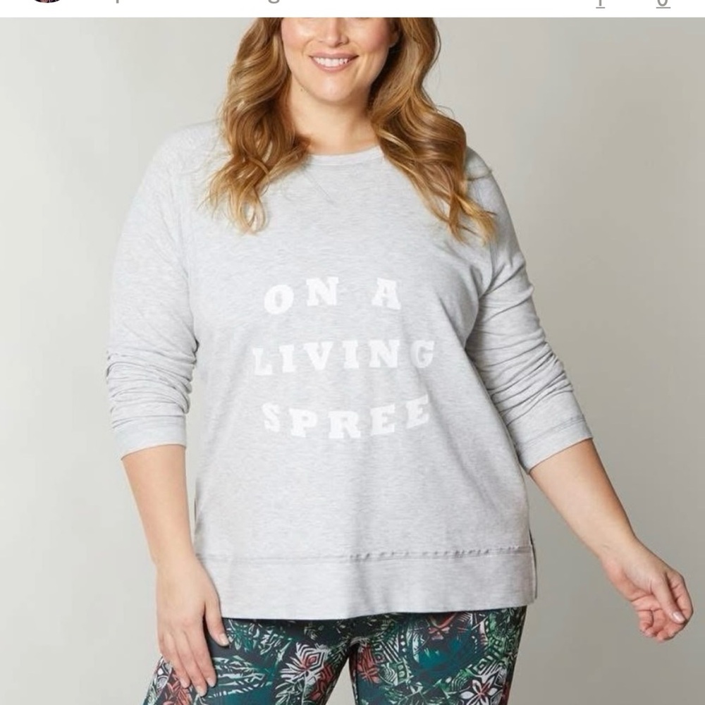 NWT Shape soft crew neck